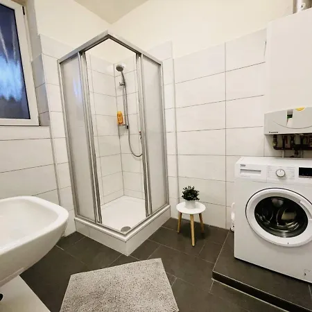 Newly Furnished Beautiful In The Center With Smart Tv *